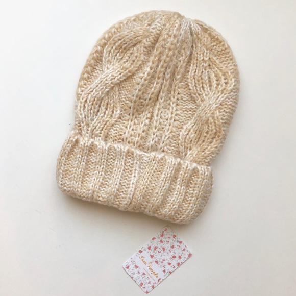 [ nwt ] Free People Harlow Cable Knit Beanie - Picture 4 of 6
